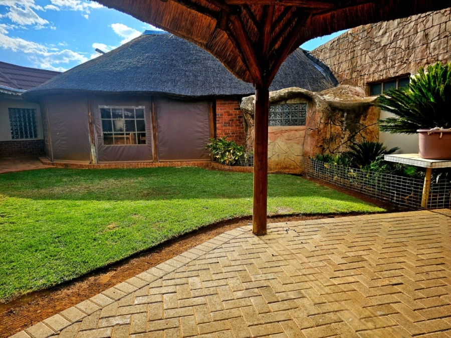  Bedroom Property for Sale in Bainsvlei Free State